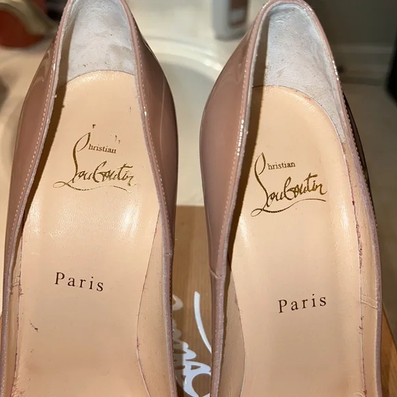 Christian Louboutin Nude Patent Leather So Kate 38.5 - Picture 6 of 10